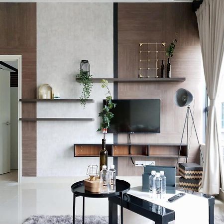 Stylish & Cozy 2Br Apt At Arte Plus, Free Parking Kuala Lumpur Buitenkant foto